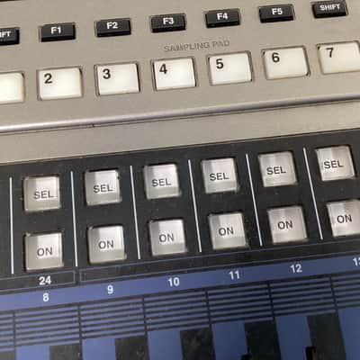 Yamaha AW4416 Professional Audio Workstation 16-Track Digital Recorder 2000s - Silver image 13