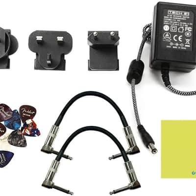 Mint Tech 21 FR-BASS-V2 SansAmp Bass Fly Rig V2 Bundle w/ 2x Strukture S6P48 Woven Right Angle Patch Cables, 12x Fender Picks and Liquid Audio Polishing Cloth image 5