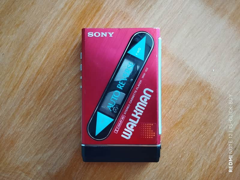 Sony WM-102 Walkman Portable Cassette Player (1987 - 1988) | Reverb