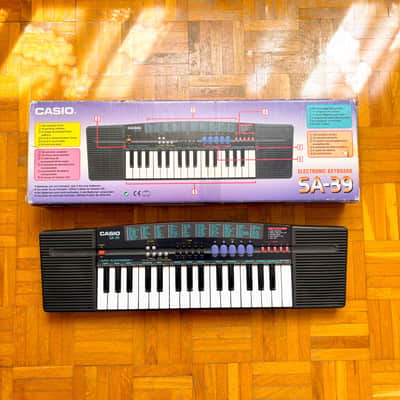 Casio SA-39 Tone Bank (Taiwan, 1997) - Vintage 32-Keys Mini Keyboard Synthesizer with original Box! Rare! image 15