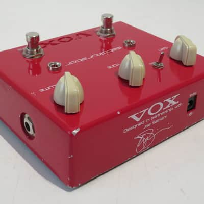 Vox Satchurator Joe Satriani Distortion Guitar Effects Pedal image 4