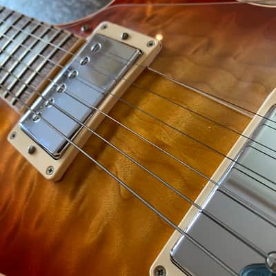 Gibson Les Paul Standard Hand-Selected & Bookmatched AAA Premium Quilted Heritage Sunburst 2014 OHSC imagen 15