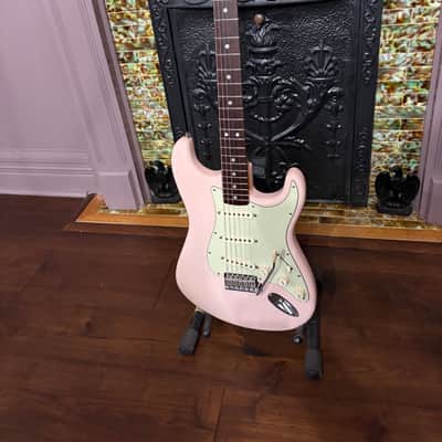 Fender American Original '60s Stratocaster with Rosewood Fretboard 2020 - 2022 - Shell Pink image 2