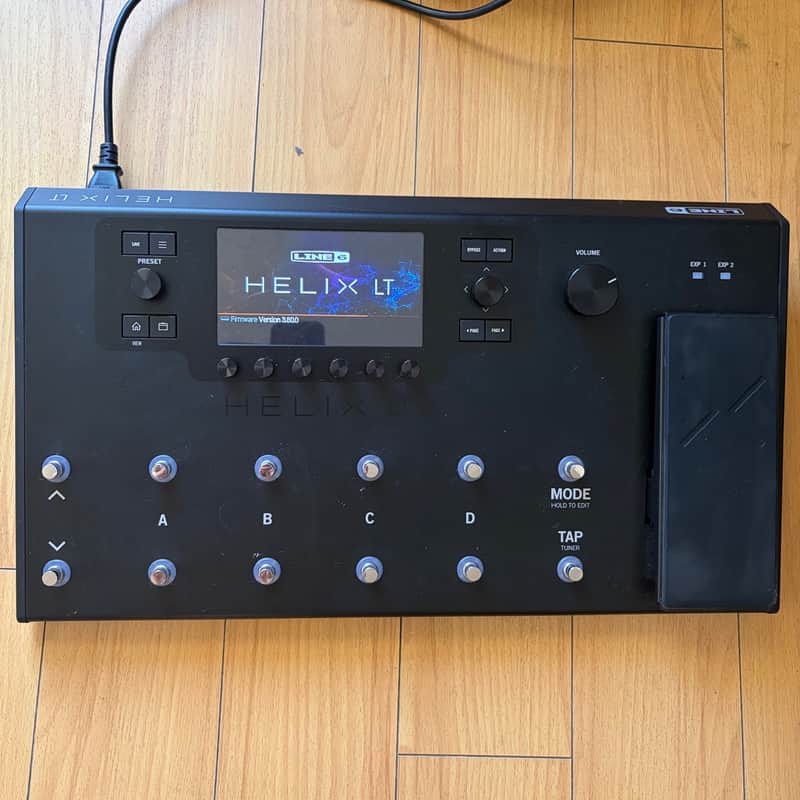 Line 6 Helix LT 2017 with Gator Pedal Board Gig Bag image 1