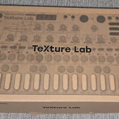 Sonicware Liven Texture Lab 27-Key Sampling Granular Groovebox w/Case - Mint image 8