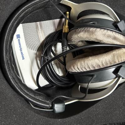 Beyerdynamic DT 880 Premium Edition (250 Ohm) Semi-Open image 2
