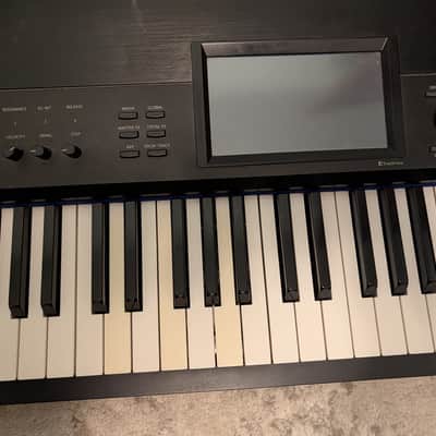 Korg KROME 88-Key Synthesizer Workstation 2010s - Black image 3