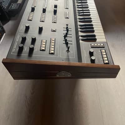 Elka Synthex, near mint condition with Tauntek upgrade image 2