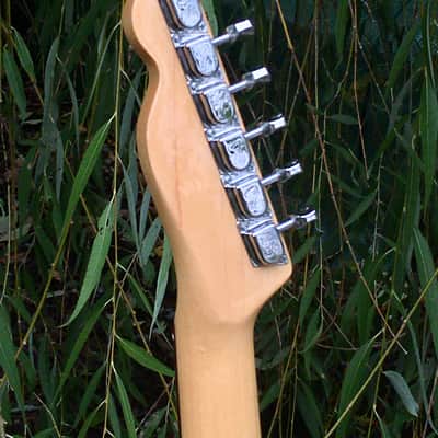 Fender ‘71 Reissue Telecaster NOS Relic Fiesta Red Custom Tele Lightweight 6.6 Lb HSC image 8