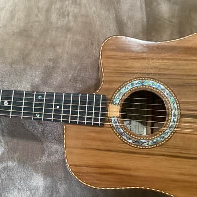Chaker Guitars Rare woods custom dreadnought 2014 - French rub image 7