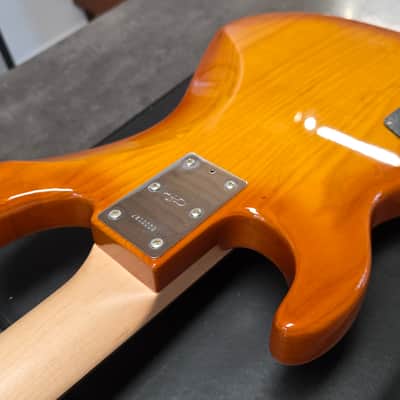 G&L L-5500 USA RARE Bass 5 String Honeyburst EMG American Leo Fender HH Jazz Bass Ash Body LOW SERIAL NUMBER! L5500 Rock Bass Custom Case image 18