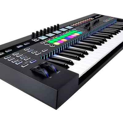 Novation 49SL MkIII Keyboard Controller image 2