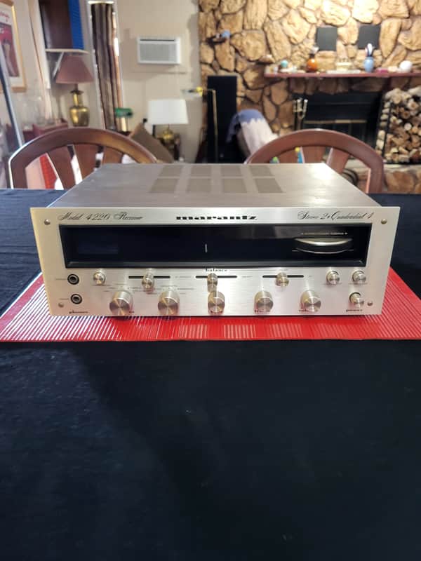 Marantz  4220 receiver