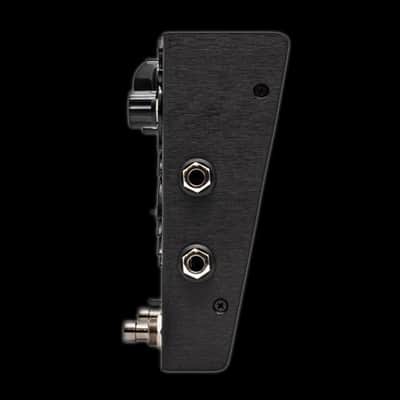 Beetronics FX ZZOMBEE “Filtremulator" Fuzz/Tremolo/Filter/Octave Multi-Effect Pedal image 4