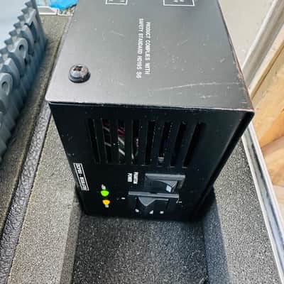 Soundcraft Spirit Live 4 16 Channel Mixer w/ATA Road Case - Working image 12