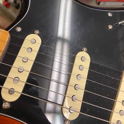Fender Vintera II Stratocaster 70s 2025 - Sunburst image 9