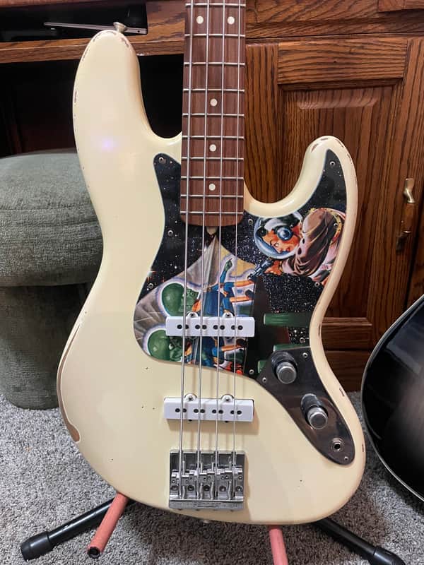 ベース Fender roadworn 60s jazz bass Fender Road Worn 60s Jazz Bass - 3-Color Sunburst with Rosewood