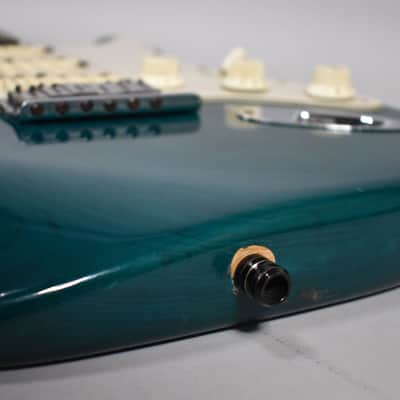 1998 Fender American Deluxe Stratocaster Transparent Teal w/HSC image 11