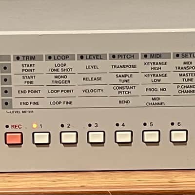 Akai S01 MIDI Digital Sampler 1993 - White