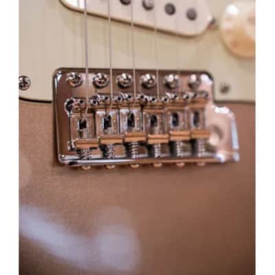 Fender American Professional Classic Stratocaster, Maple Fingerboard, Faded Firemist Gold image 12