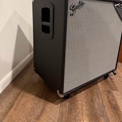Fender Bassman 410 Neo 500-Watt 4x10" Bass Speaker Cabinet 2012 - Present - Black image 3