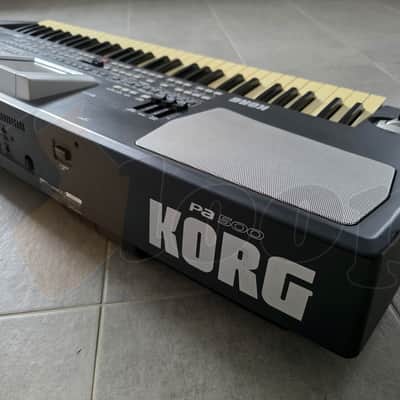 Korg Pa500 61-Key Professional Arranger Keyboard 2000s - Blue image 5