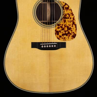 Martin Custom Shop 28 Style Dreadnought Willcutt Exclusive Large Soundhole Adirondack (807) image 3