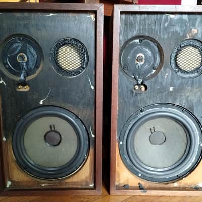 Acoustic Research AR2AX speakers in very good condition- 1970's image 1