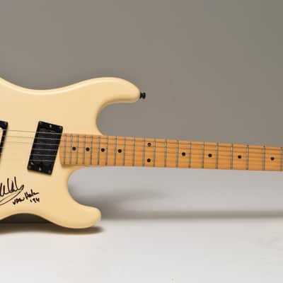 EVH Signed /Owned guitar image 7