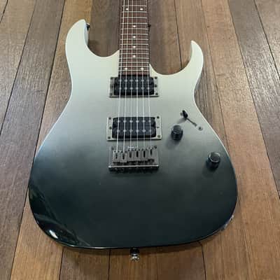 Ibanez RG421, Pearl Black Fade Metallic image 2