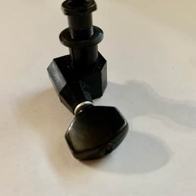 Guild Bass Side Guitar Tuner 80's - Black image 3