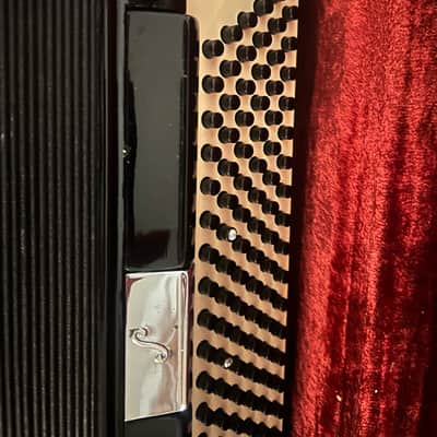 Sonola AA7 full size bass accordion with case fantastic shape image 3