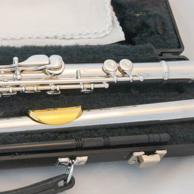 Yamaha YFL-361H Intermediate Flute *Silver Headjoint *Low-B *Cleaned & Serviced image 9