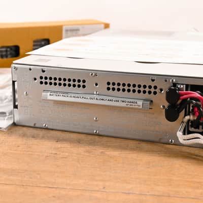 APC SMT1000RM2UC Smart-UPS Battery Backup w/ SmartConnect CG01UJ0 image 3