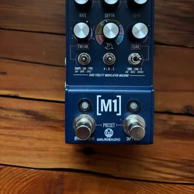 Walrus Audio Mako M1 High-Fidelity Modulation Machine 2022 - 2024 - Blue image 1