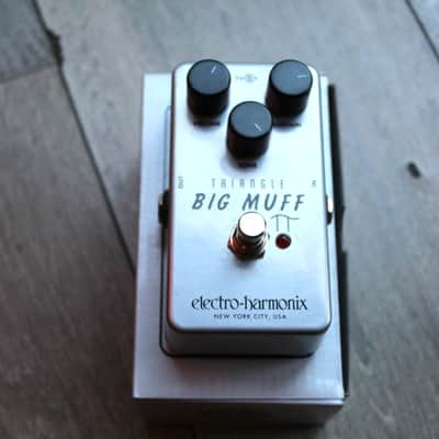 Electro-Harmonix "Triangle Big Muff Pi" image 9