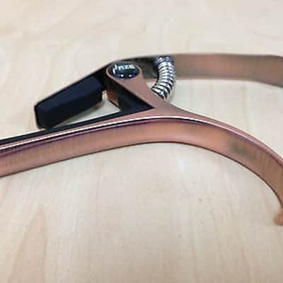 Haze DC06 Top Grade Zinc Alloy Acoustic/Classical Guitar Capo,Bronze+3 Free Picks image 5