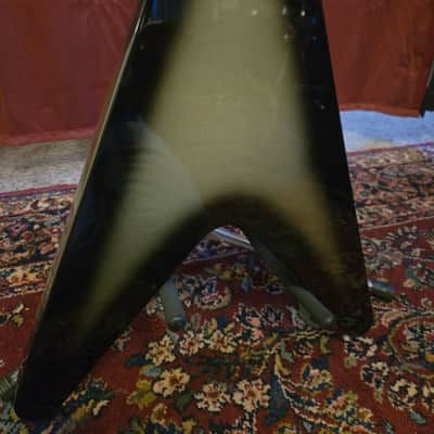 Epiphone 70s Flying V 2025 - Silverburst image 7