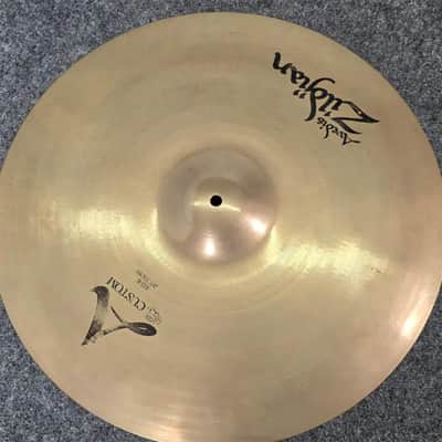 Used Zildjian A Custom Ride Cymbal 20" - Good image 2