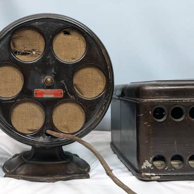 Atwater Kent Model 60C Metal Body Working with F4 Speaker 1920s image 12