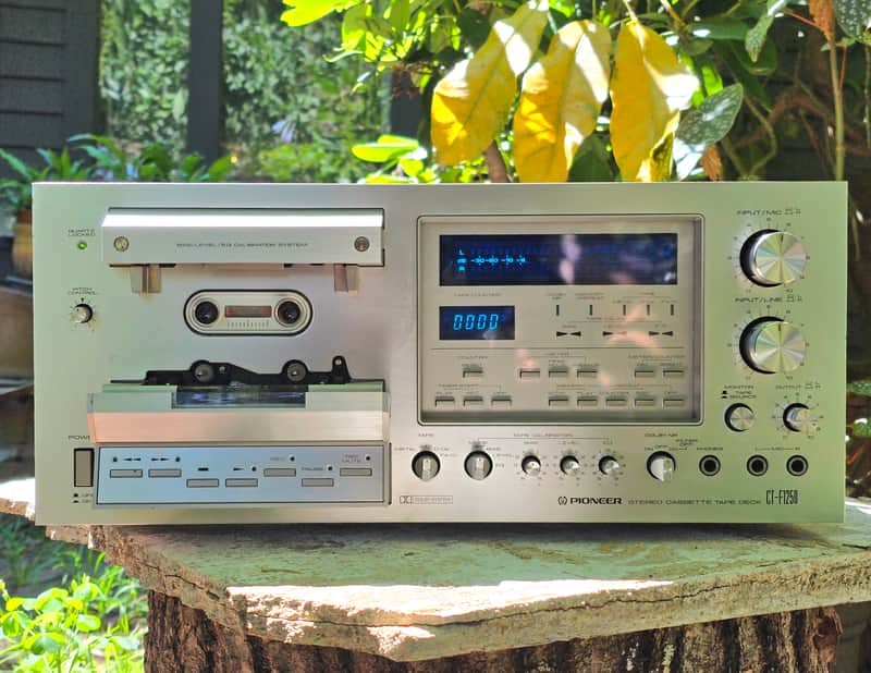 Pioneer CT-F1250 4-Track Stereo Cassette Tape Deck