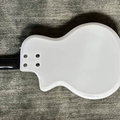 Supro Dual Tone - White image 9