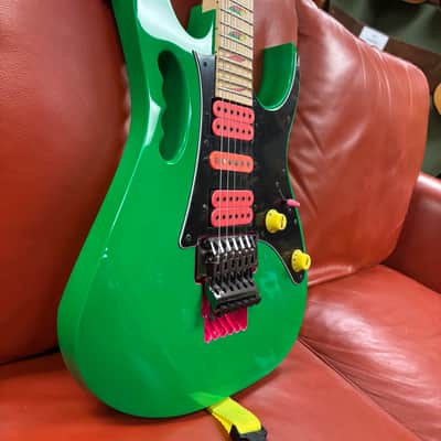 2017 Ibanez JEM777-LG Steve Vai 30th Anniversary Limited Edition with Pink Pickups Loch Ness Green image 4