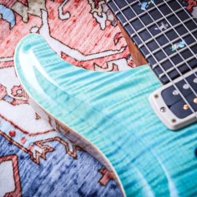 PRS USA Paul Reed Smith Modern Eagle V Wood Library "Blue Fade" (2024)@ image 8