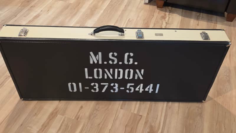 Gibson Custom Michael Schenker 1971 Medallion flying v hardshell case image 1