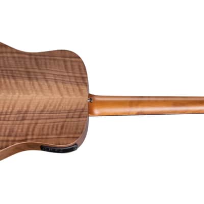 Taylor - DEMO BT1e Walnut - Acoustic-Electric Guitar - Natural - w/ Gigbag image 4