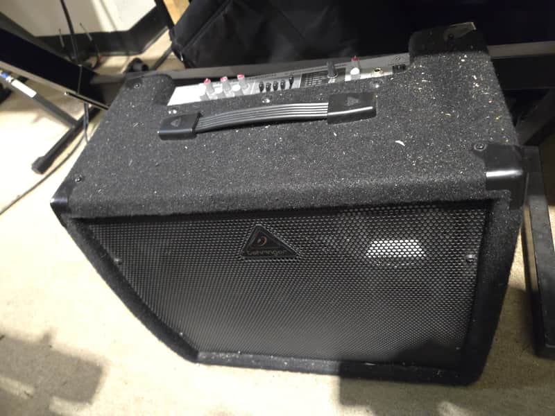 Behringer Ultratone K900FX 90-Watt 1x12 Keyboard Amp