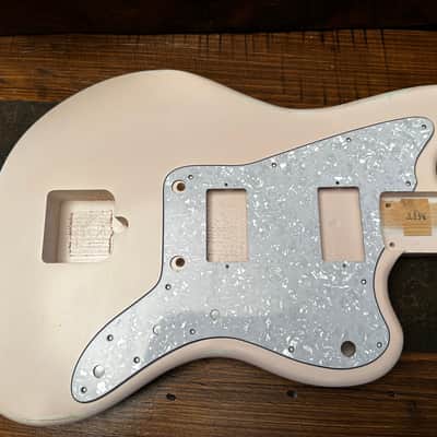 MJT Jazzmaster, 3 lb 7 oz., perfect shell pink image 2