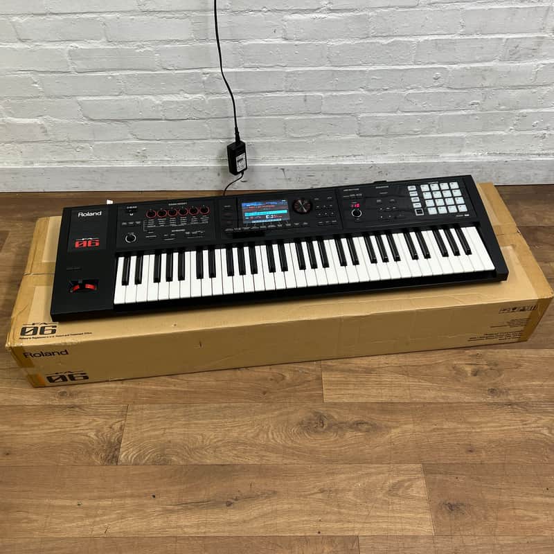 Roland FA-06 61-Key Music Workstation | Reverb UK