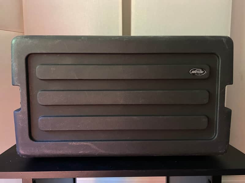 SKB 6U Roto Rolling Rack image 1